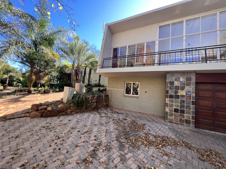 3 Bedroom Property for Sale in Wilkoppies North West